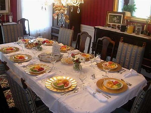Fuquay Mineral Spring Inn & Garden المظهر الخارجي الصورة