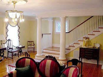 Fuquay Mineral Spring Inn & Garden المظهر الخارجي الصورة